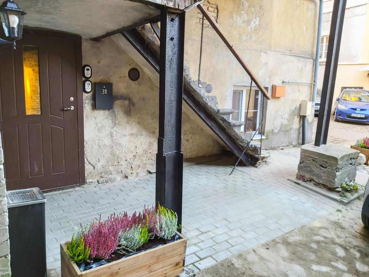 Unesco Hidden Arches - Restored 3 Bedroom Apartment In The Historic Pilies St. Аеропорт Вільнюс Екстер'єр фото